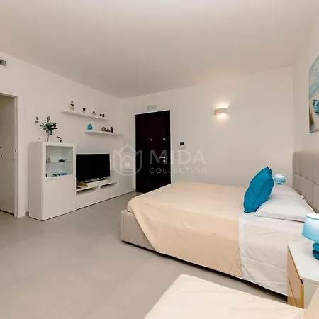 Sea Corner Apartment