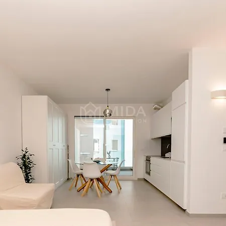 Apartment Sea Corner *
