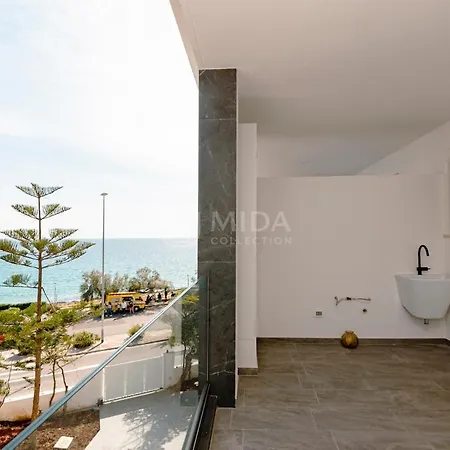 Sea Corner Apartment