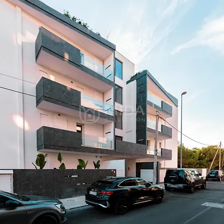 Sea Corner Apartment