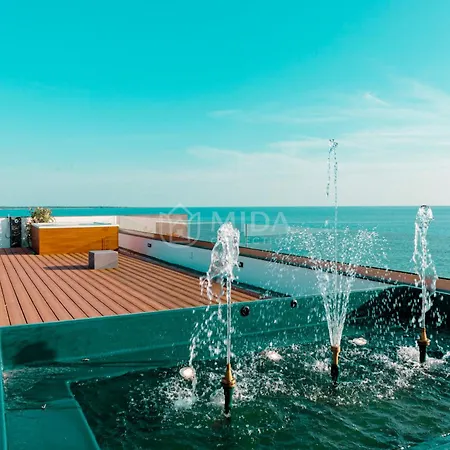 Sea Corner *